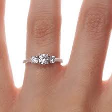 Small Diamond Engagement Rings Căutare Google Small Engagement Rings Small Diamond Engagement Rings Three Stone Engagement Rings