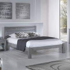 Enfin, certaines têtes de lit ont un contour en métal noir, qui leur apporte une touche industrielle au. Cadre Tete De Lit 160 200 Cm Bois Massif Gris Gabriel L 173 X L 214 X H 35 93 Cdiscount Maison