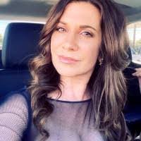 Amanda Dingler's Instagram, Twitter & Facebook