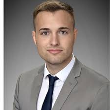 Die deutsche bank ag ist die größte deutsche bank gemessen nach mitarbeitern und bilanzen, und ist außerdem der größte devisenhändler weltweit. Patrick Stacha Selbststandiger Finanzberater Fur Die Deutsche Bank Deutsche Bank Ag Xing
