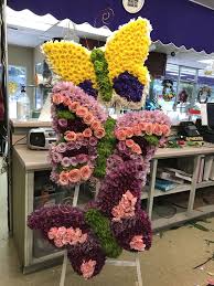 Floral Butterflies Amy S Florist Tuscaloosa Al Creative Flower Arrangements Animal Flower Arrangements Funeral Flower Arrangements
