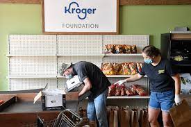 Find updated nashville, tn store locations, hours, deals and directions. The Store Inside Brad Paisley And Kimberly Williams Paisley S Free Grocery Store