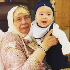 The couple's daughter, nooryana najwa najib, criticized the authorities for arresting her mother in a post on instagram. Semakin Comel Wajah Terkini Anak Sulung Nooryana Najwa Najib Tun Razak Curi Tumpuan Nona