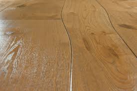 parquet a lames courbes sinuosites emois et bois parquet blade wood species