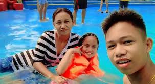 Get ready for Alpha's “Revenant of Rose” legend skin! Need diamonds?  Message us to order.