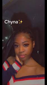 Amanda Mealor's Instagram, Twitter & Facebook