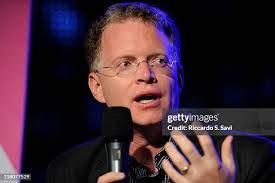 David Aslan's Instagram, Twitter & Facebook