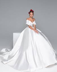 Wedding Dresses By Eva Lendel On Instagram We Now You Love It Emma Form Less Is More Collection