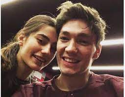 Instagram hesabından birlikte yer aldıkları fotoğrafları paylaşan cedi, adeta aşkını haykırdı. Cavaliers Cedi Osman S Girlfriend Deniz Mergen Bio Wiki Nba Players Osman Nba