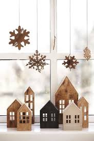 Deco Noel Scandinave Maisons Bois Decoration Fenetre Jpg Deco Fenetre Noel Decoration Noel Deco Noel Scandinave