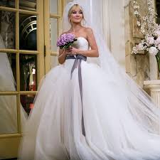 Und passt das kleid auch mal nicht, nehmen wir für einen angemessen aufpreis jegliche änderungen vor, damit es perfekt sitzt. Die Schonsten Film Hochzeitskleider