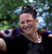 What colors should I use for a temperature blanket with temperatures  ranging from -60 to 50°C using Loops and Threads Soft Classics acrylic yarn?