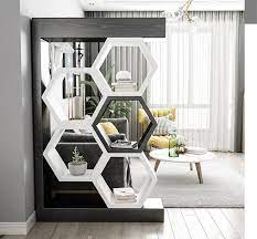 Desain sekat ruang lemari minimalis (source: 10 Inspirasi Sekat Ruangan Minimalis Untuk Rumah Yang Lebih Cantik Dan Nyaman Bukareview