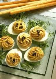 Oeufs Farcis A La Mousse De Crabe Pour 4 P 8 Oeufs 3 Petits Suisses 1 Citron 1 Pot De Beurre De Crabe 4 C A S œufs Farcis Recette Crepes Recette Facile
