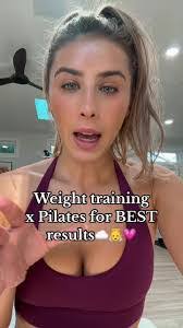 Amber Ansley's Instagram, Twitter & Facebook