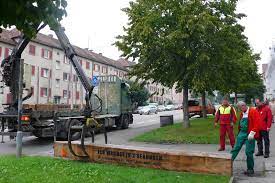 Öffnungszeiten der bw bank in stuttgart. Neue Banke Fur Den Hallschlag Stuttgart Hallschlag