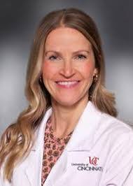 Sarah Gamble's Instagram, Twitter & Facebook