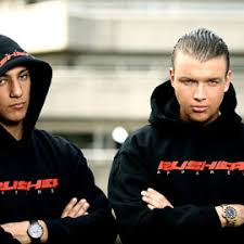 Fue lo que les pasó a luka modric, actual jugador del real madrid, e ivan rakitik, ex barcelona y hoy en el sevilla, cuando quedaron pegados en los braseros de las redes virtuales con el líder de la banda thomson, marko perkovic. Wo Alice Weidel Recht Hat Salonkolumnisten