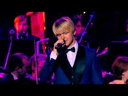 песня улетай на крыльях ветра в современной обработке скачать Kvatro Lyubov Pohozhaya Na Son V Gorbacheva I Krutoj Youtube Muzyka Pesni Muzykalnye Klipy