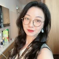 600+ Profile mit dem Suchbegriff „Yvette“