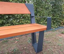 Banc Bois Metal Legna Guyon Mobilier Urbain Outdoor En 2020 Banc Banquette Bois Metal Banc Bois