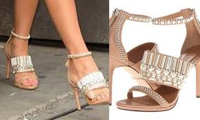 Andi Dorfman S Beaded Sandals On Good Morning America Beaded Sandals Me Too Shoes Sandals