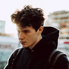 Petit biscuit, bigflo & oli. Liedtext Petit Biscuit De
