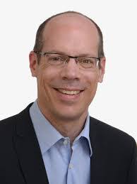 Michael Dries's Instagram, Twitter & Facebook