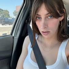 Olivia Friedman (@oliv.yuh) · Instagram photos and Reels