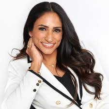 Brooke Beltran's Instagram, Twitter & Facebook