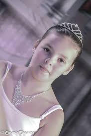 Hello 🙂 My daughter did her first Christmas ballet show this week.  Unfortunately I didn't get any clear pictures of her in her costume as it  was a window show . Here