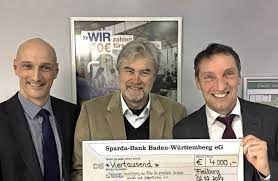 Den vorsitz führt herr peter noppinger (m.) mit. Sparda Bank Spende Freiburg Badische Zeitung