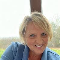 Donna Lubin's Instagram, Twitter & Facebook