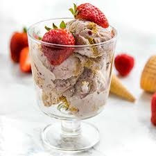 No Churn Strawberry Graham Cracker Ice Cream