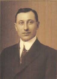 Roy Foote's Instagram, Twitter & Facebook