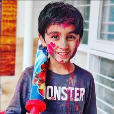 A Small Child Nirav Bhatt Looks Like Ranbir Kapoor Creates Sensation