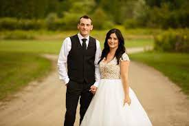 Research and compare texas reception venues on the knot. Wedding Photography At Mansfield Outdoor Centre In Masfield Ontario Modern Fun Orlando Wedding Photography