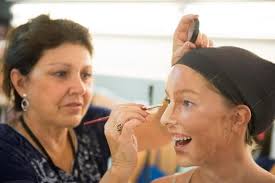 San Clemente locals help bring Pageant of the Masters to life