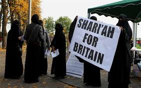 Islam does allow polygamy, i.e., having more than one wife at the same time, but it does not encourage it. Sharia Marriage In The Uk Is Not Toxic Polygamous Men Are