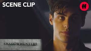 Shadowhunters Season 1 Episode 1 Alec Izzy With New Girl Freeform Youtube