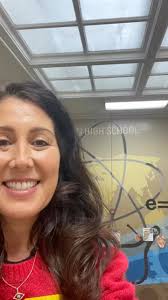 💚💖 I absolutely loved all the inspirational messages in this high school  health classroom. 💚💖I’m smiling because I was able to remind students  about why they and their mental health matter. 💖💚