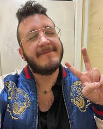 Elfindesemana // 🎶 When the camera flashy, i act so happy 😁