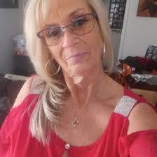 Shannon Bemis's Instagram, Twitter & Facebook