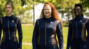Сонеква мартин, даг джонс, шазад латиф и др. Review Star Trek Discovery Returns To Common Ground In People Of Earth Trekmovie Com
