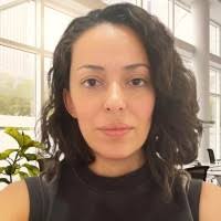 Moda Internacional Information