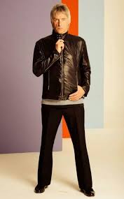 Pin By One Robby Dazzler On Paul Weller In 2020 Paul Weller Weller Liam Gallagher