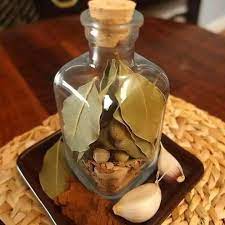 Put 7 bay leaves and 7 cloves of garlic in a bottle, then hide it in the  house and see what happens within a week. *Please - we need your help to