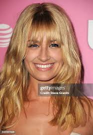 72 Beth Behrs Hot Stock Photos, High-Res Pictures, and Images