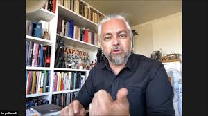 Join facebook to connect with jorge baradit and others you may know. Baradit Y Squella Esperan Ser Actores En Un Hecho Historico La Convencion Constituyente Noticias De La Universidad De Playa Ancha