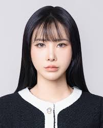 미국여권 갱신할때가 되서 스튜디오를 찾고 찾다가 대박인 곳을 찾아냄! 인스타에서 보자마자 여기다! 하고 바로 네이버로 예약한 "스쿠피  스튜디오“ @scoophy_studio 📸 사진 진짜 언빌리버블😧해서 여권사진이랑 증명사진까지 찍어버림. . . 작가님도 넘나  좋으시고